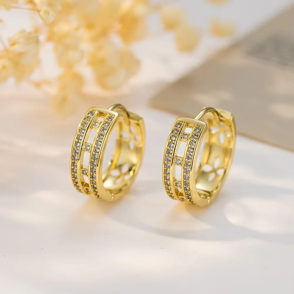 Brinco Banhado a Ouro com Diamantes