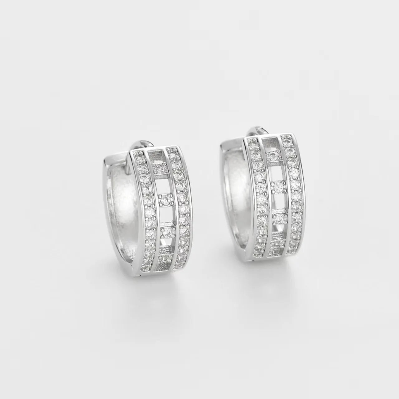 Brinco Banhado a Ouro com Diamantes